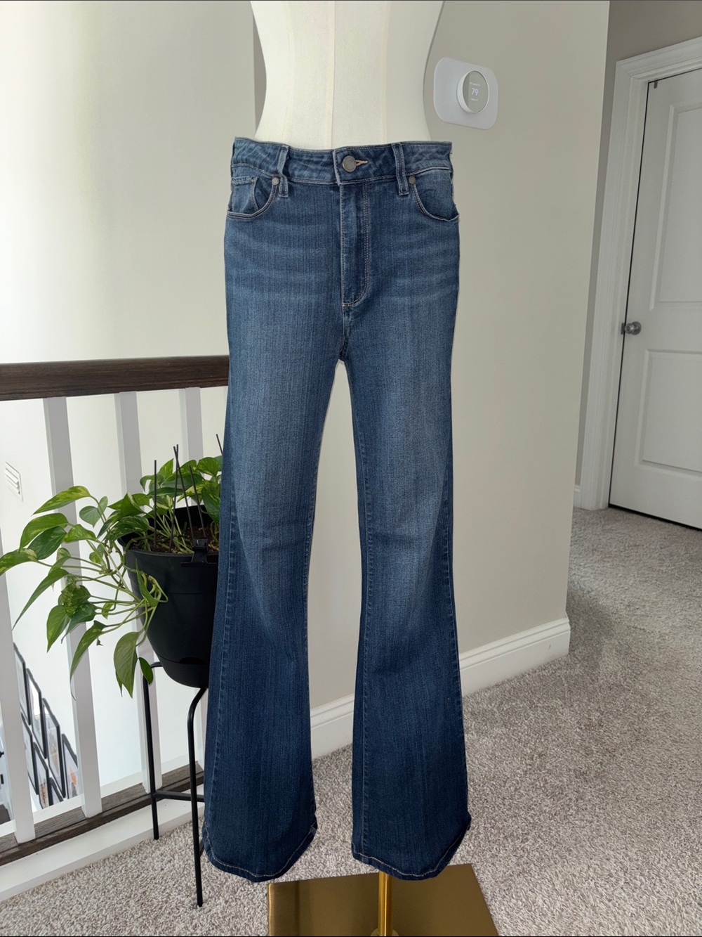 PAIGE Mid-Rise Wide Leg Jeans in Indigo Wash